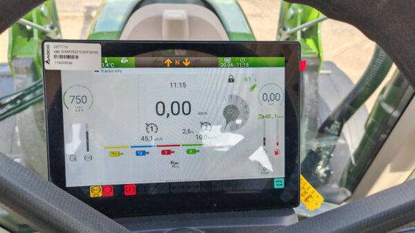 FENDT 312 & LOADER POWER 4WD TRACTOR