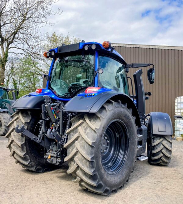 VALTRA N175 ACTIVE 4WD TRACTOR – SIGMA POWER 201HP MAX