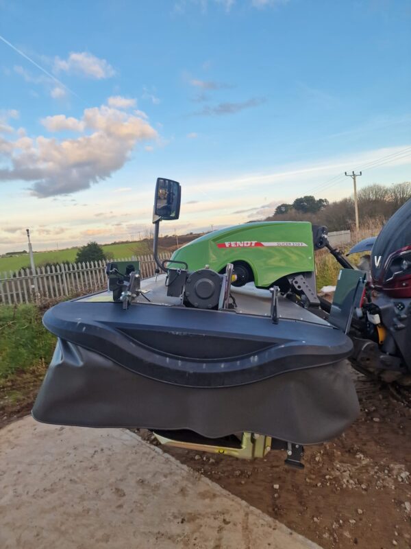 Fendt slicer 310F front plain mower