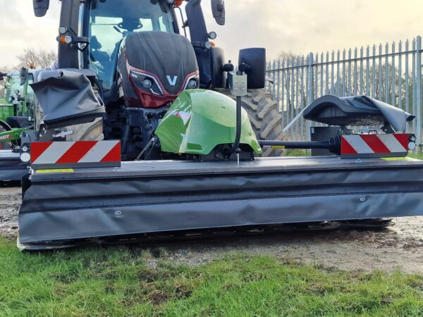 Fendt slicer 310F front plain mower