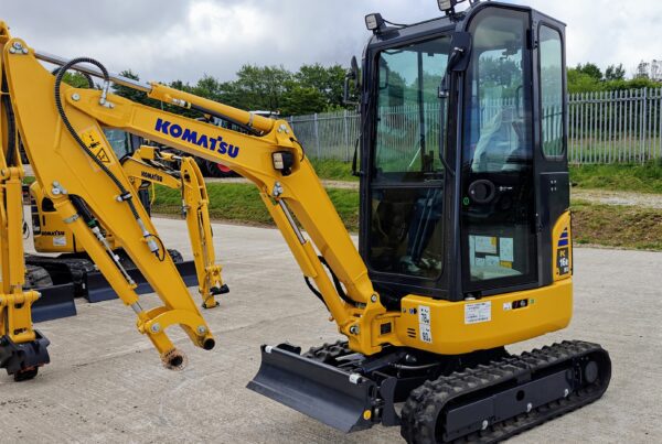 NEW KOMATSU PC16-R 3 CAB MINI EXCAVATOR